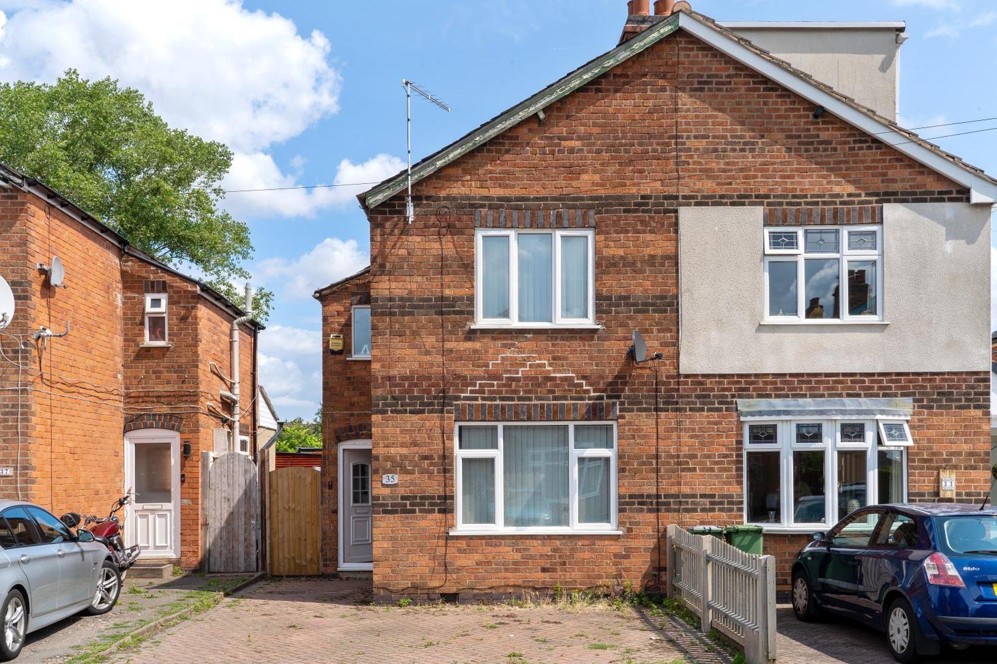 Exclusive Deals L Last-Minute Reserve L Townhouse With Sleeps 6 L Braunstone Town , Leicester L By Zen Nights Short Lets & Serviced Accommodations Kültér fotó